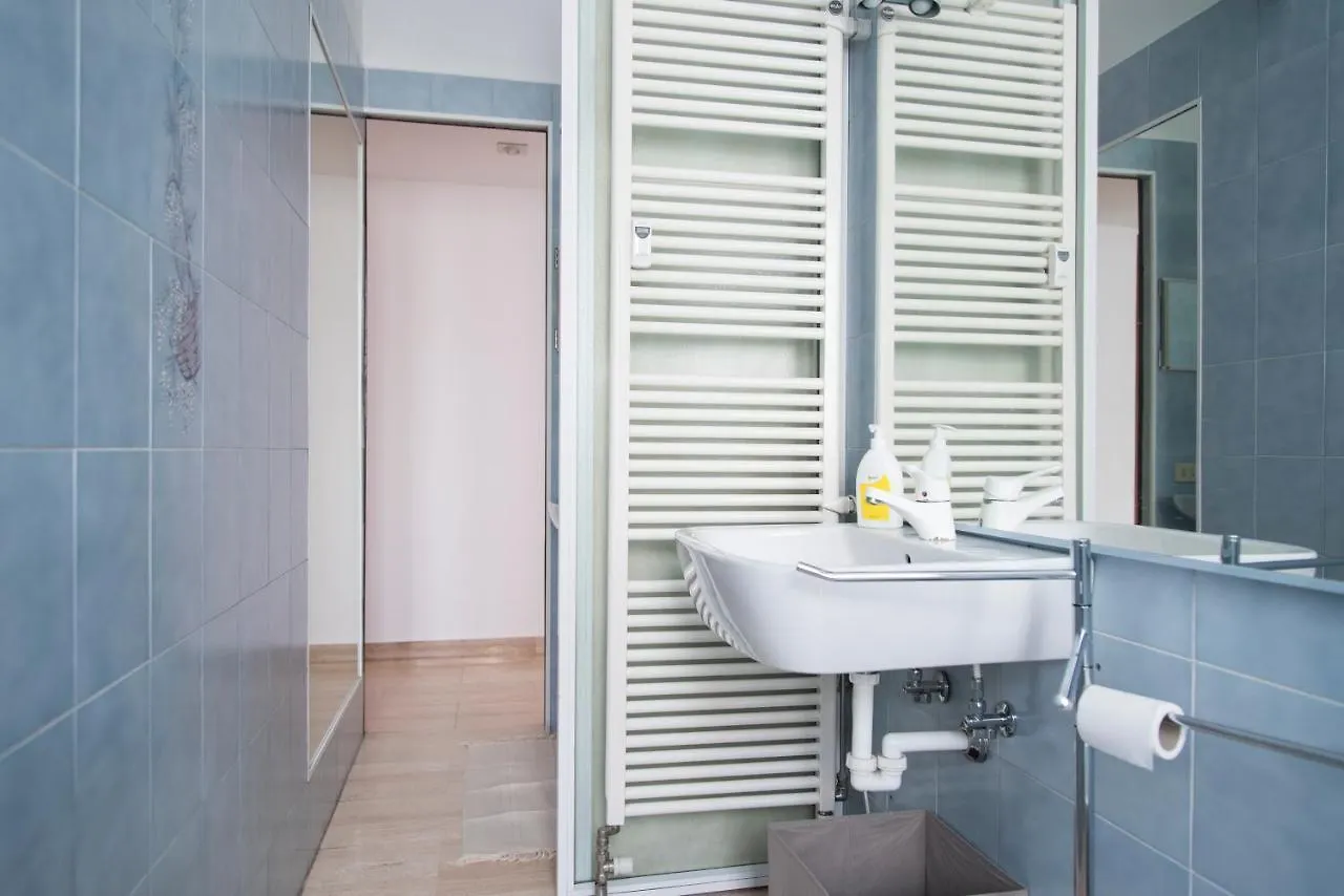Apartment Youhosty - Sacconi 4 Milan Italy