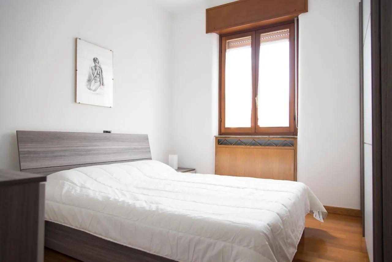 Apartament Youhosty - Sacconi 4 Mediolan